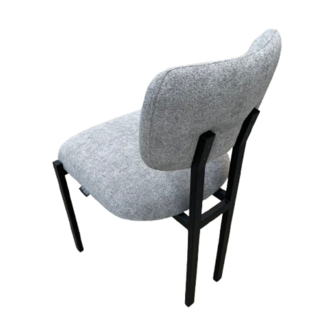 Chaise de salle à manger en fer – Veluxe
